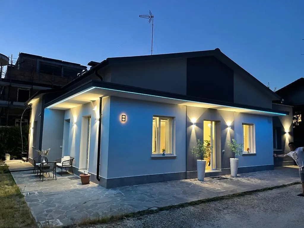 Casa Relax Con Parcheggio E Jacuzzi , Vicino Al Mare E Al Centro Apartamento Bellaria-Igea Marina